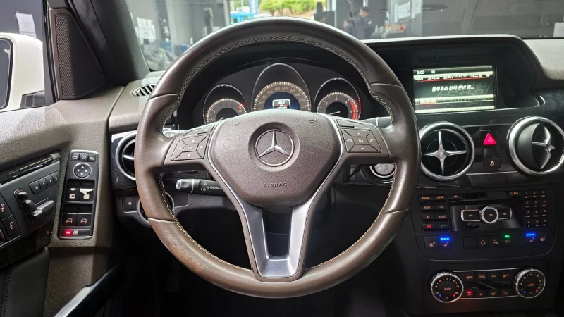 Mercedes-Benz GLK-Class