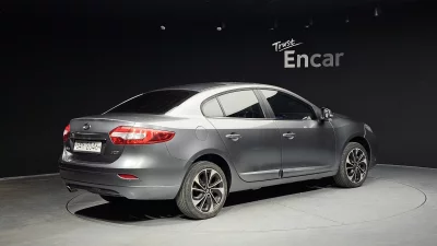 Renault SM3