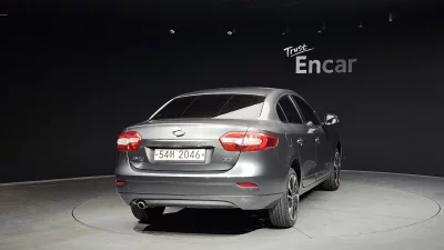 Renault SM3