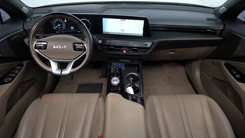 Kia K8