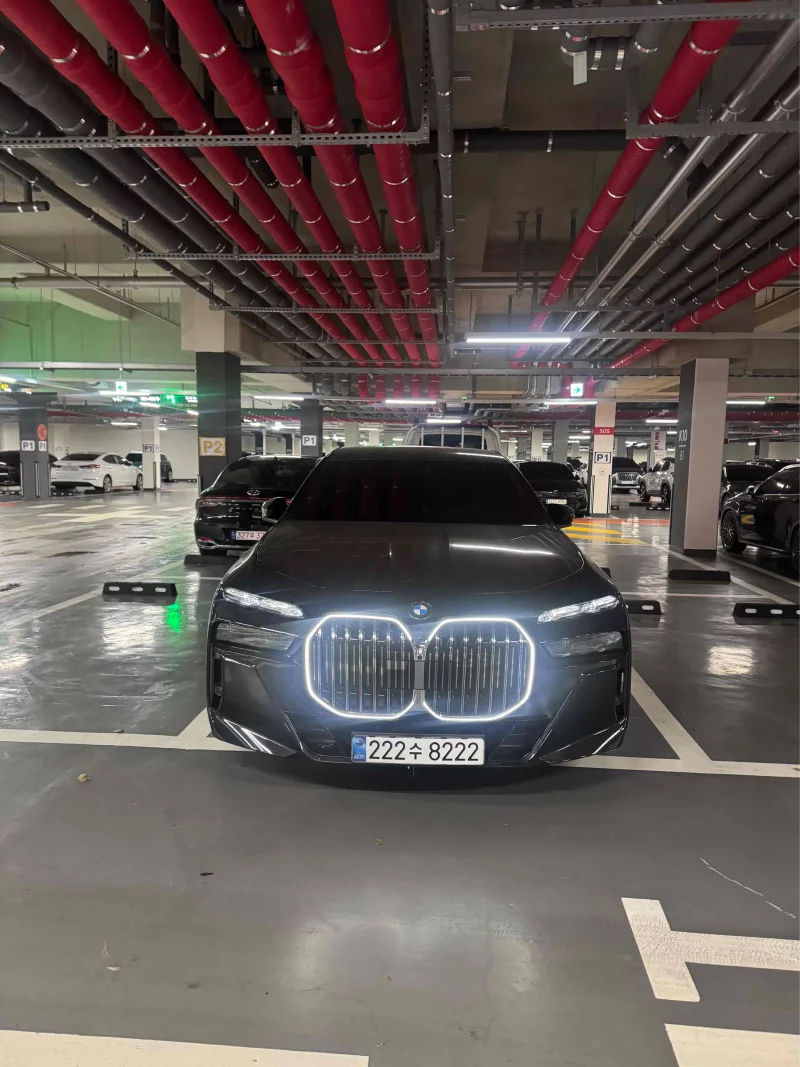 BMW 7-Series