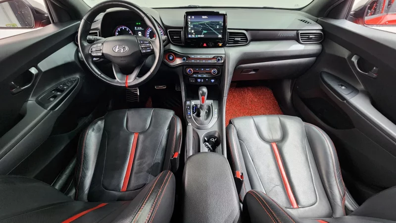Hyundai Veloster