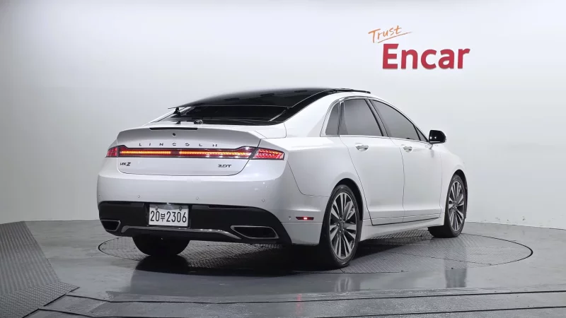 Lincoln MKZ