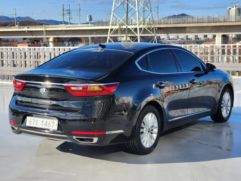 Kia K7