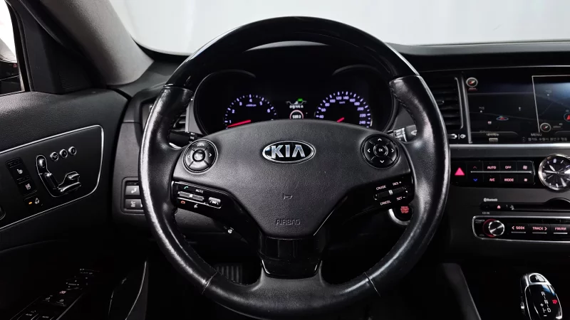 Kia K9