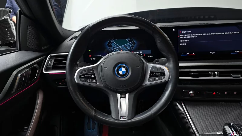 BMW i4