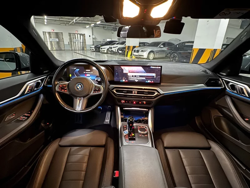 BMW i4