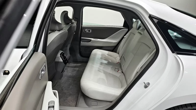 Hyundai Ioniq 6