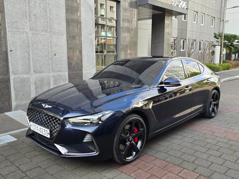 Genesis G70