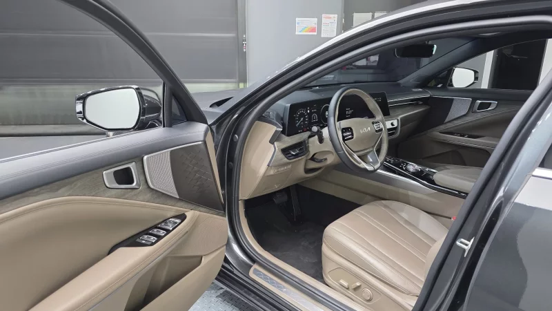 Kia K8