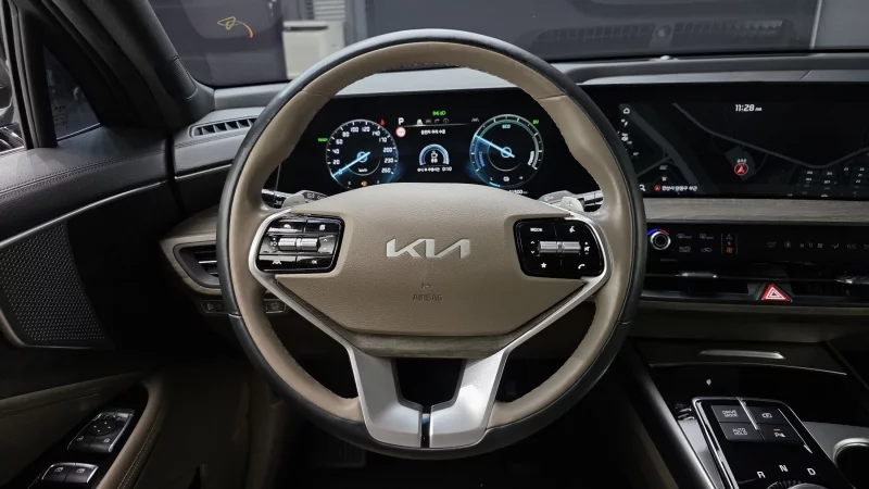 Kia K8