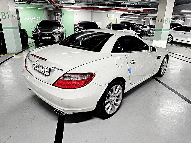 Mercedes-Benz SLK-Class