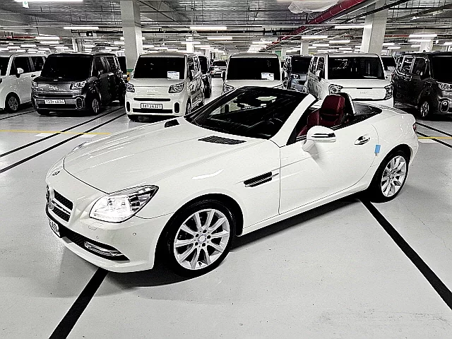 Mercedes-Benz SLK-Class