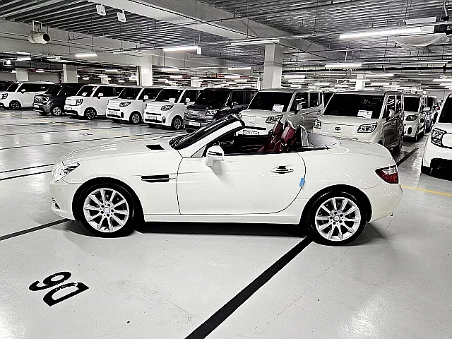 Mercedes-Benz SLK-Class