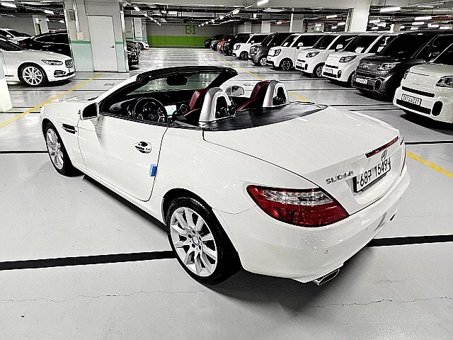 Mercedes-Benz SLK-Class