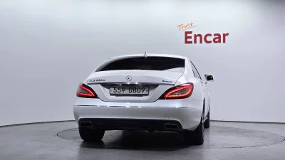 Mercedes-Benz CLS-Class