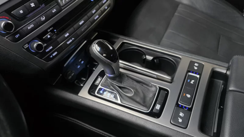 Hyundai Genesis