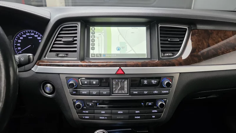 Hyundai Genesis