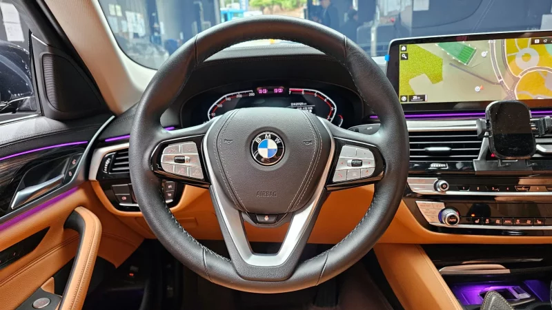 BMW 5-Series