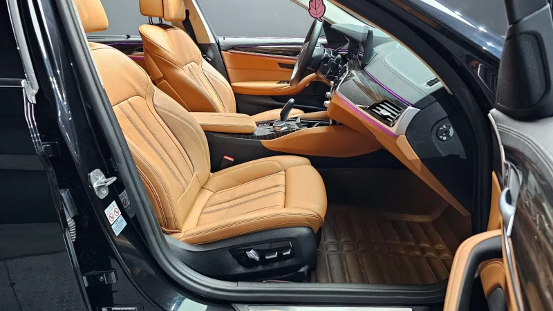 BMW 5-Series