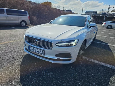 Volvo S90