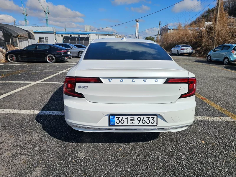 Volvo S90