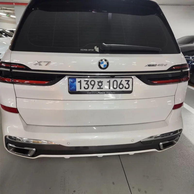 BMW X7