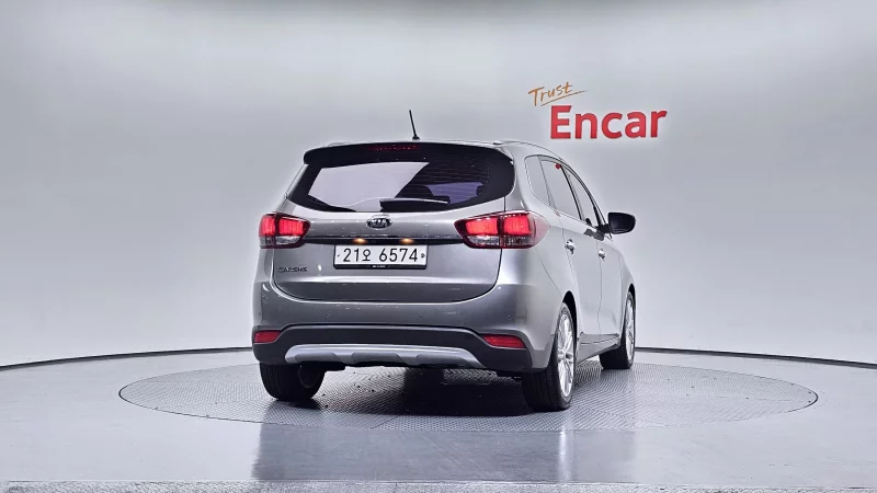 Kia Carens