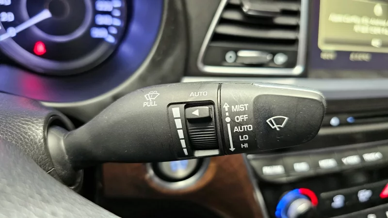 Hyundai Aslan