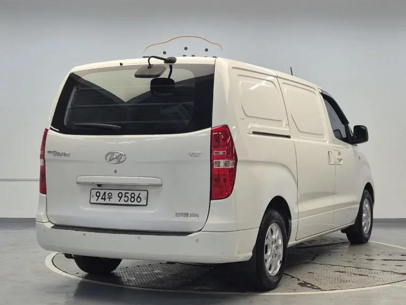Hyundai Grand Starex