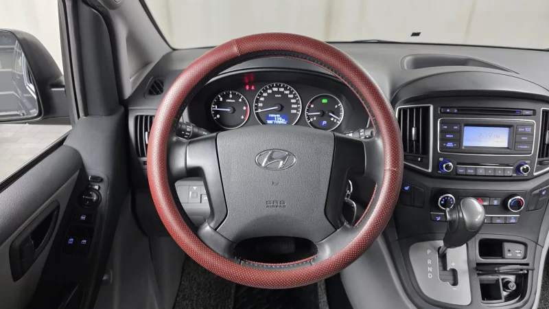 Hyundai Grand Starex
