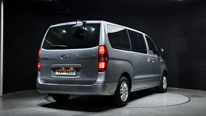 Hyundai Grand Starex