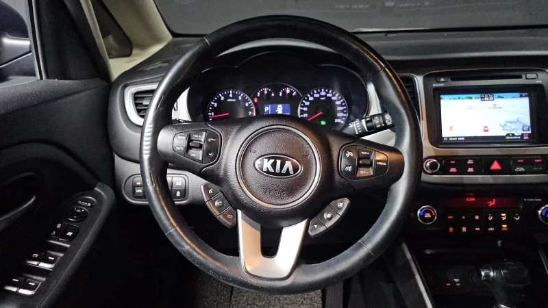 Kia Carens