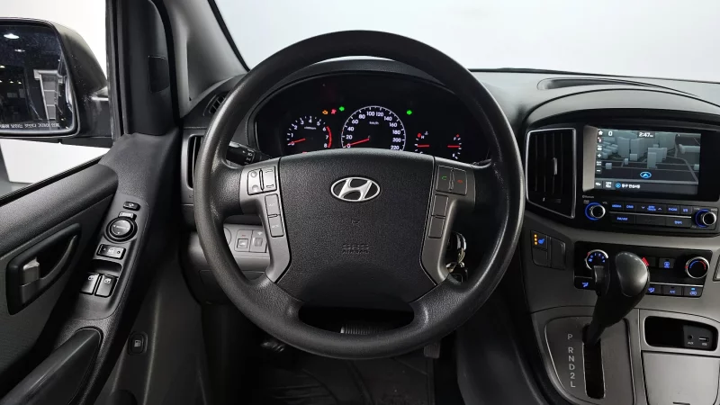 Hyundai Starex