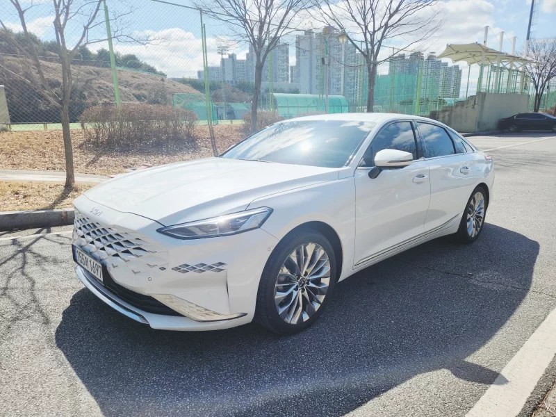 Kia K8