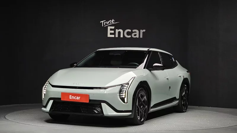 Kia EV4