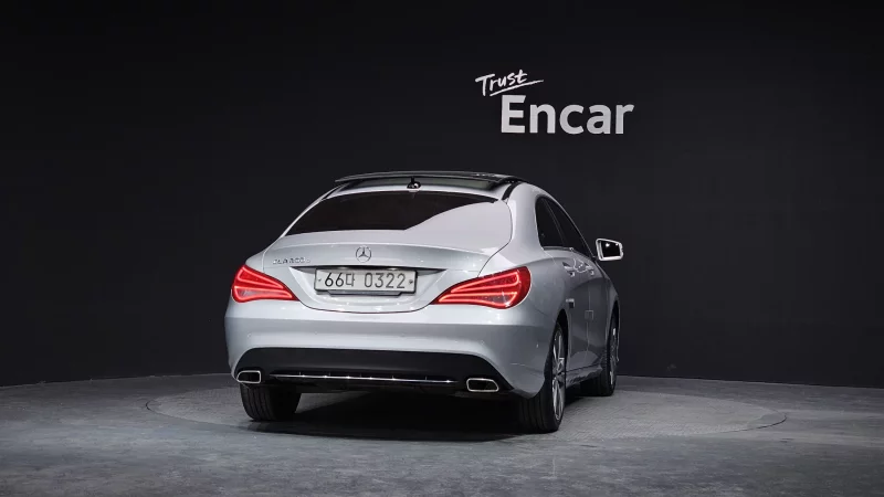 Mercedes-Benz CLA-Class