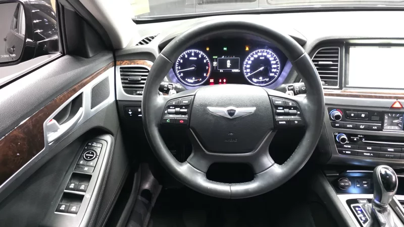Hyundai Genesis