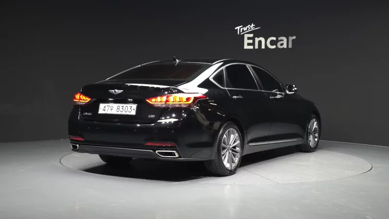 Hyundai Genesis