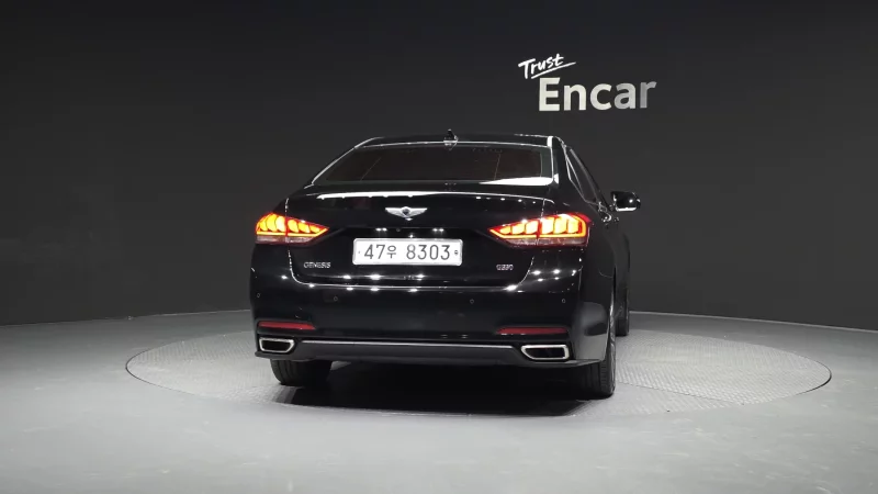 Hyundai Genesis