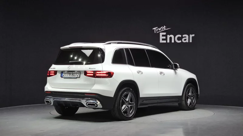 Mercedes-Benz GLB-Class
