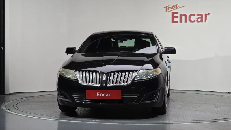 Lincoln MKS