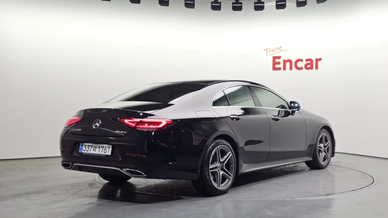 Mercedes-Benz CLS-Class