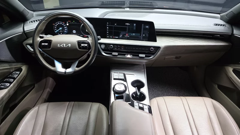 Kia K8