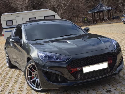 Hyundai Genesis