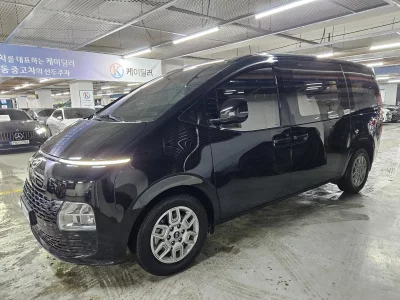 Hyundai Staria