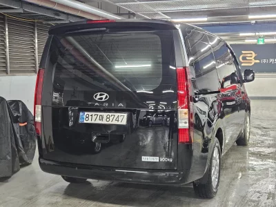 Hyundai Staria