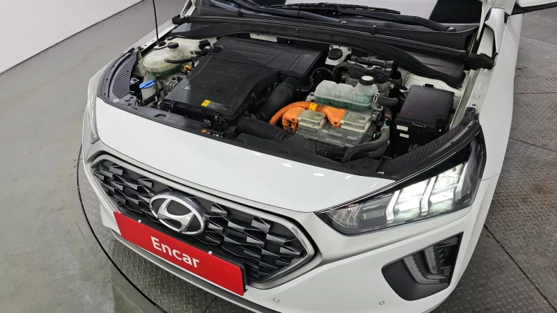 Hyundai Ioniq