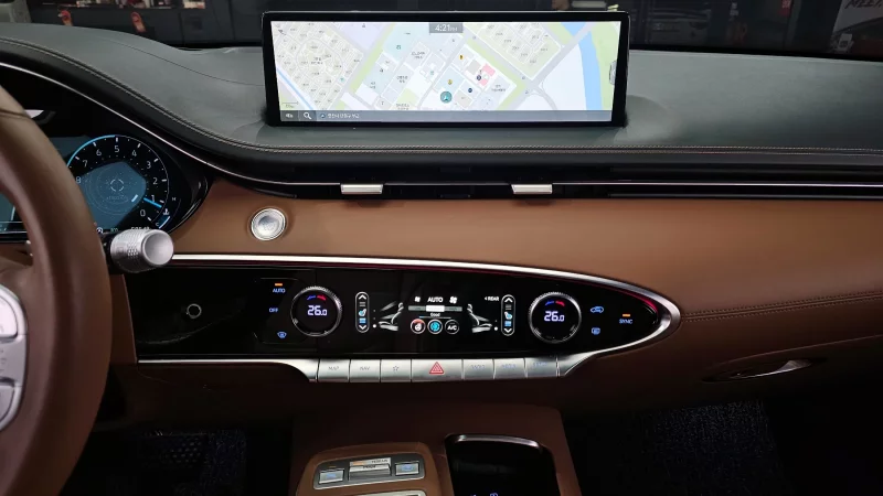 Genesis GV70