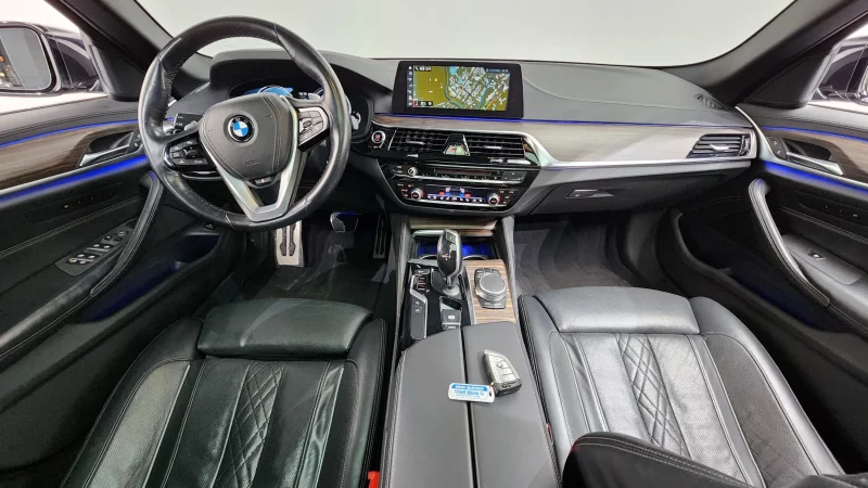BMW 5-Series